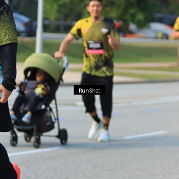 Runner Photo 6995823