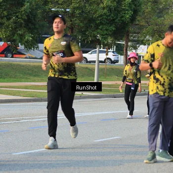 Runner Photo 6995826