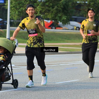 Runner Photo 6995830