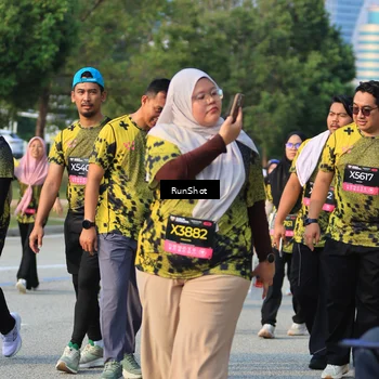 Runner Photo 6995836