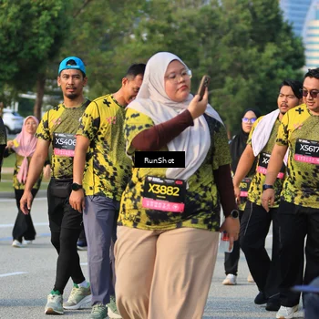 Runner Photo 6995837