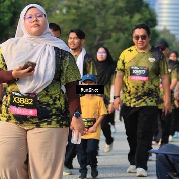 Runner Photo 6995843