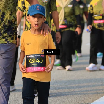 Runner Photo 6995857