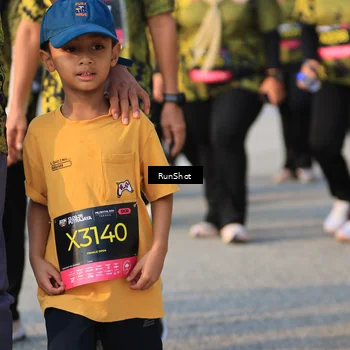 Runner Photo 6995858