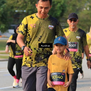 Runner Photo 6995859