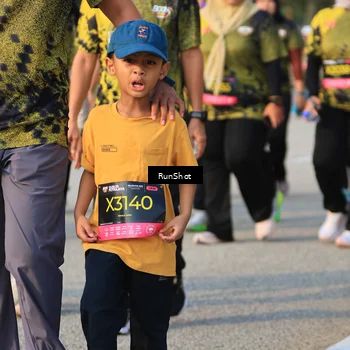 Runner Photo 6995860
