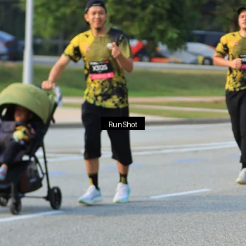Runner Photo 6995869