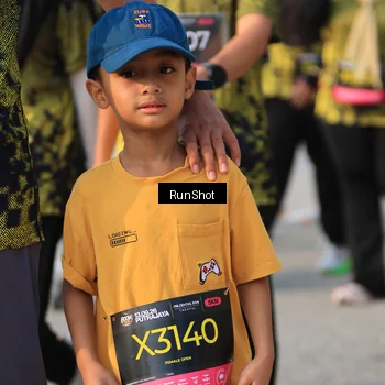 Runner Photo 6995872