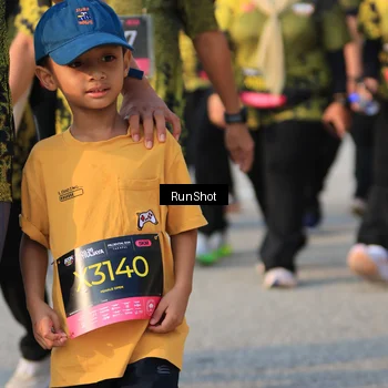 Runner Photo 6995873