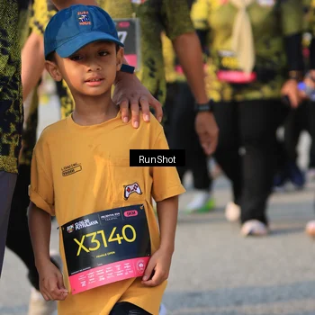 Runner Photo 6995876