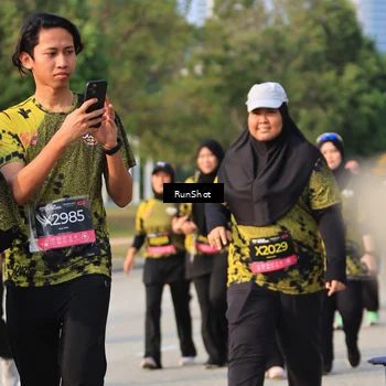Runner Photo 6995904