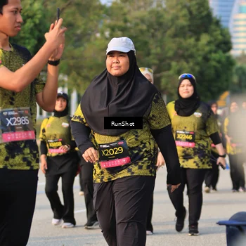 Runner Photo 6995910