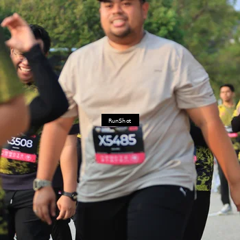 Runner Photo 6995914