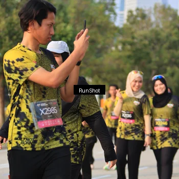 Runner Photo 6995918
