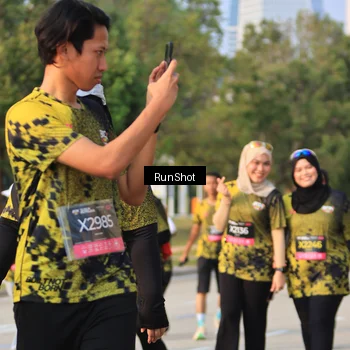 Runner Photo 6995921
