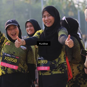 Runner Photo 6995928