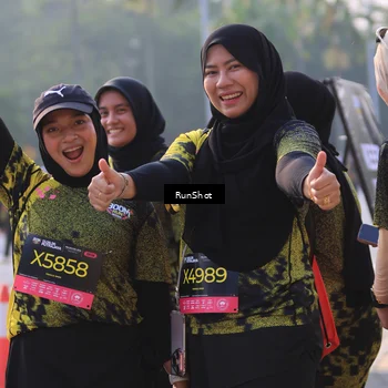 Runner Photo 6995942