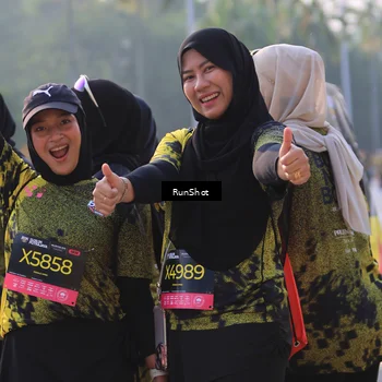 Runner Photo 6995949