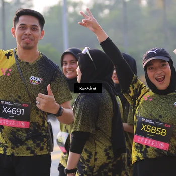 Runner Photo 6995953