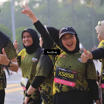 Runner Photo 6995955