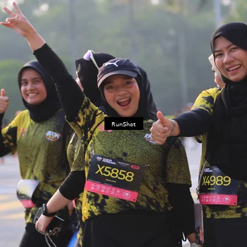 Runner Photo 6995956