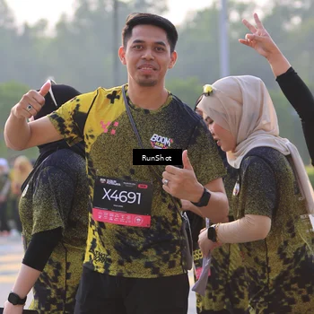 Runner Photo 6995964