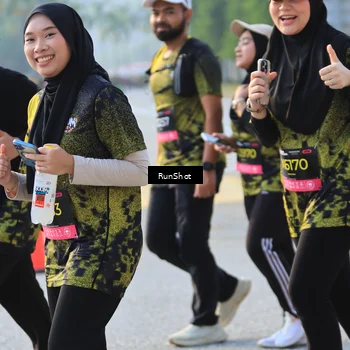 Runner Photo 6996000