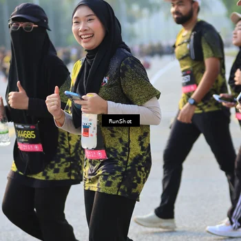 Runner Photo 6996005