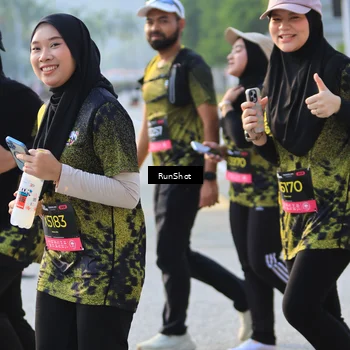 Runner Photo 6996006