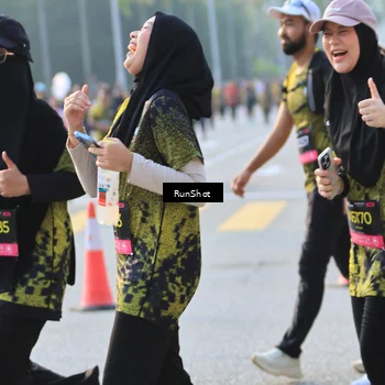 Runner Photo 6996007