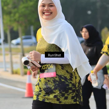 Runner Photo 6996022