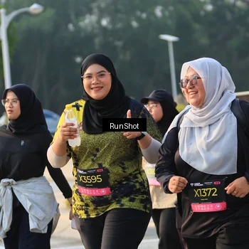 Runner Photo 6996029