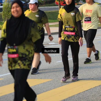 Runner Photo 6996082