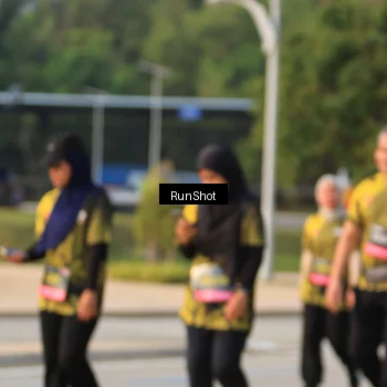 Runner Photo 6996109