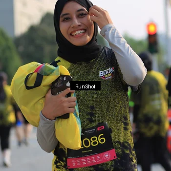 Runner Photo 6996113
