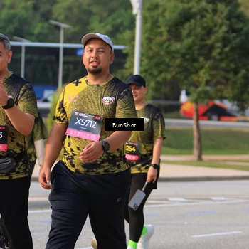 Runner Photo 6996131