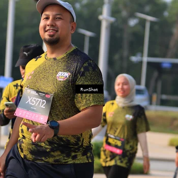 Runner Photo 6996141