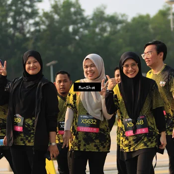 Runner Photo 6996154