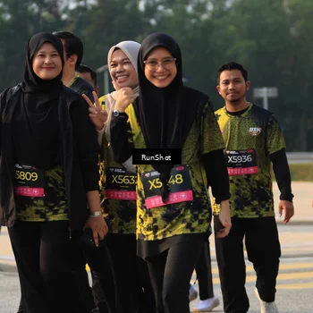 Runner Photo 6996157