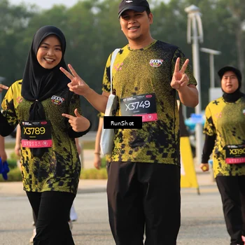 Runner Photo 6996185