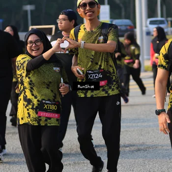 Runner Photo 6996200