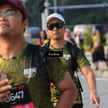 Runner Photo 6996211