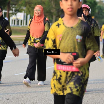 Runner Photo 6996282