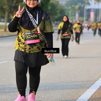 Runner Photo 6996296