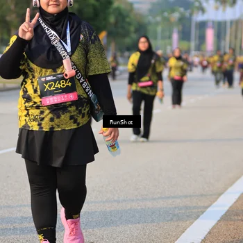 Runner Photo 6996302