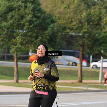 Runner Photo 6996309