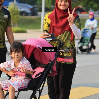 Runner Photo 6996340