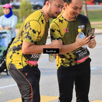 Runner Photo 6996376