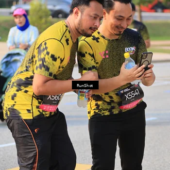 Runner Photo 6996377