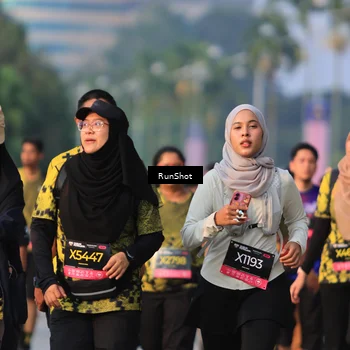 Runner Photo 6996379